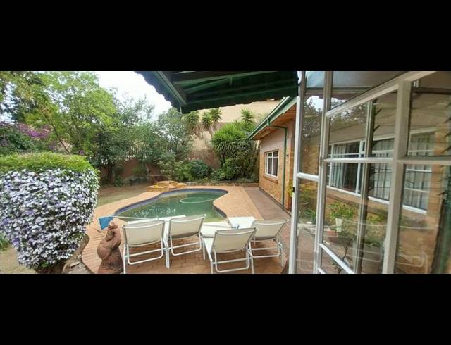 4 BEDROOM HOUSE FOR SALE IN PRIMROSE HILL